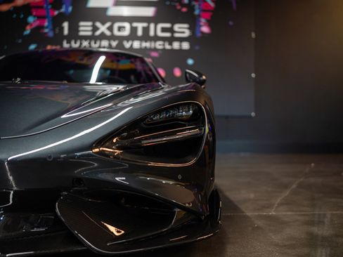 Used 2021 McLaren 765LT image 11