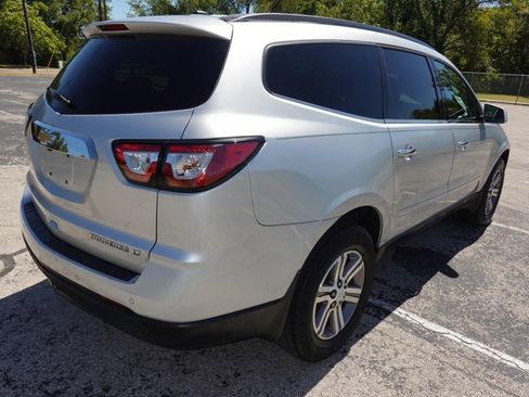 Used 2015 Chevrolet Traverse LT FWD image 7