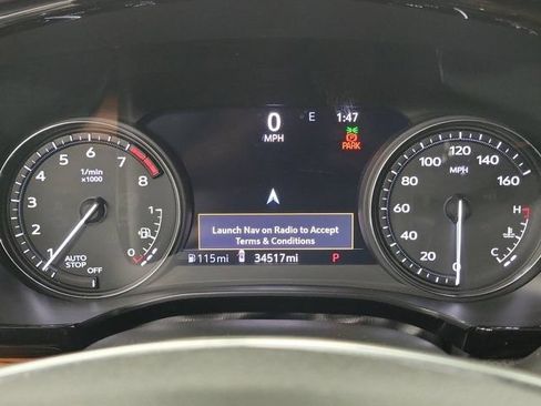 Used 2022 Cadillac XT5 Premium Luxury w/ Technology Package FWD image 25