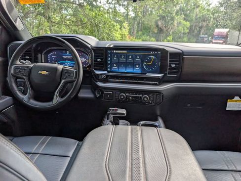 Used 2026 Chevrolet Silverado 1500 High Country w/ High Country Premium Package AWD/4WD image 14