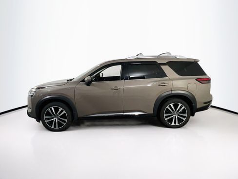 Used 2023 Nissan Pathfinder Platinum AWD/4WD image 8