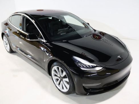 Used 2018 Tesla Model 3 Long Range image 7
