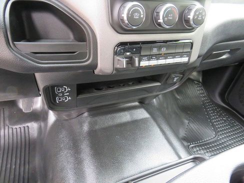 New 2023 RAM 5500 Tradesman w/ Chrome Appearance Group image 41