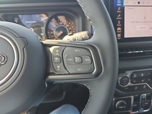 New 2025 Jeep Wrangler Sport S image 22