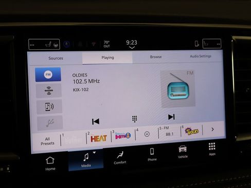 New 2026 Chrysler Pacifica Select image 29
