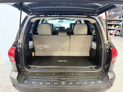 Used 2016 Toyota Sequoia SR5 w/ Premium Package AWD/4WD image 25