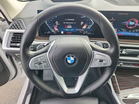 Certified 2024 BMW X7 xDrive40i AWD/4WD image 19