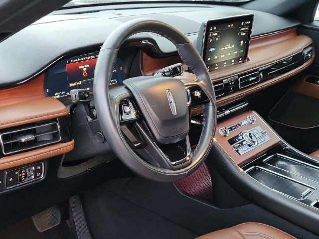 Certified 2021 Lincoln Aviator Reserve w/ Elements Package Plus RWD image 10