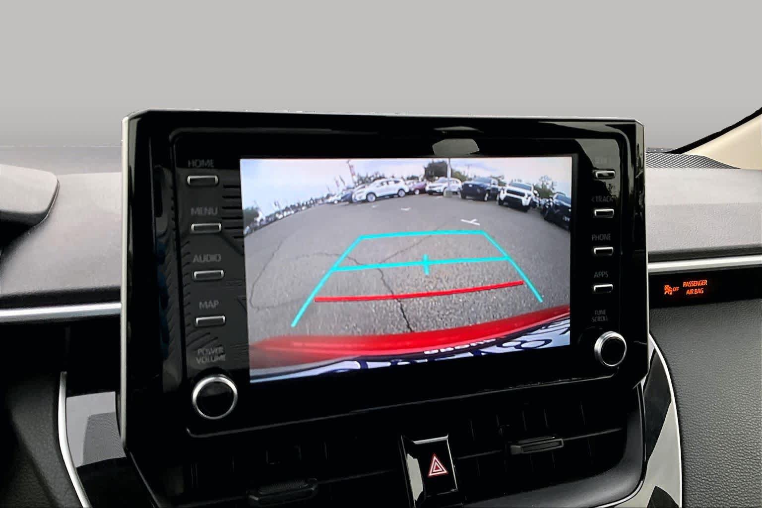 Used 2020 Toyota Corolla LE FWD image 26