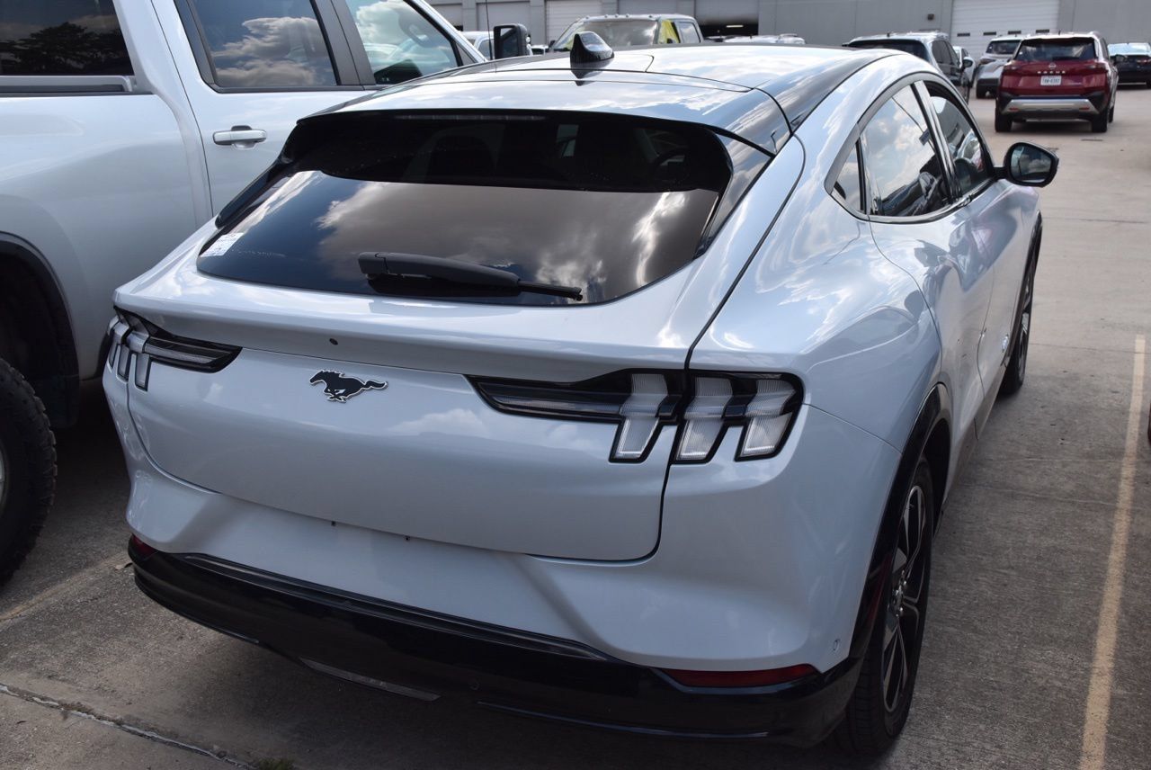 Used 2023 Ford Mustang Mach-E Premium RWD image 7