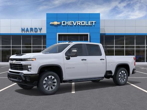 Used 2026 Chevrolet Silverado 2500 Custom w/ Custom Convenience Package AWD/4WD image 2