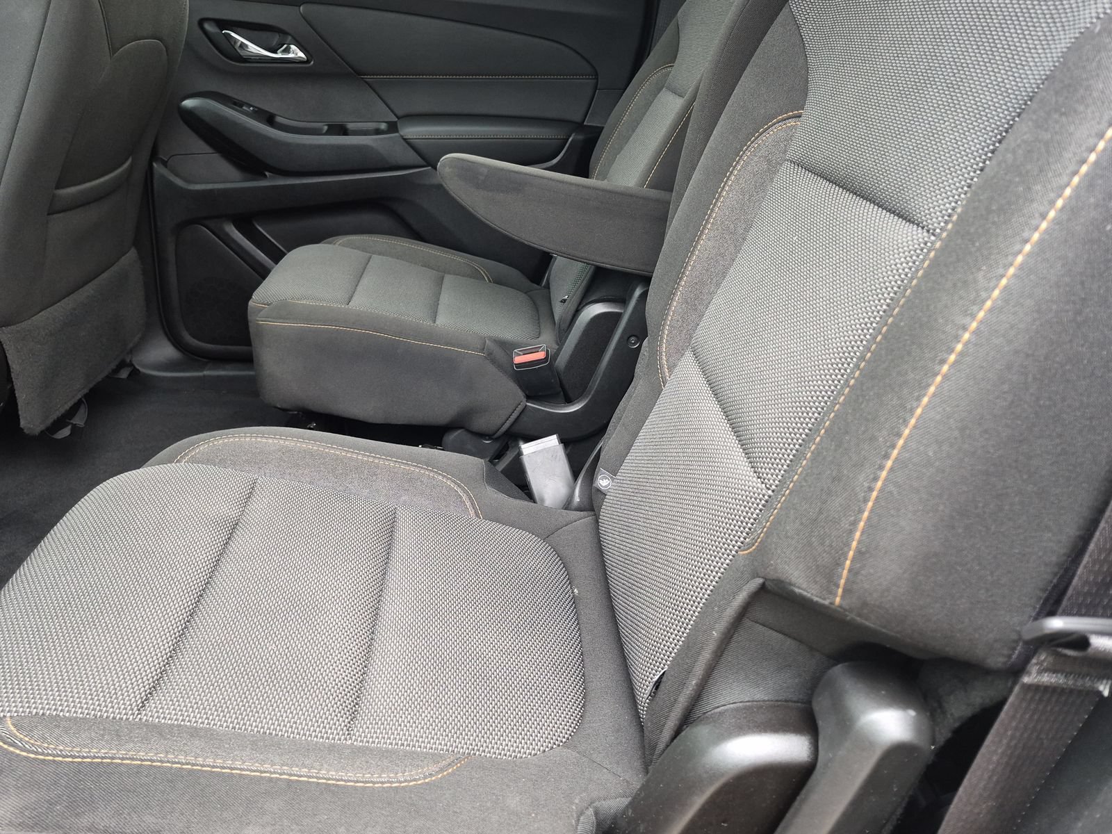 Used 2019 Chevrolet Traverse LT FWD image 19