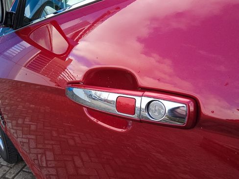 Used 2011 Cadillac SRX Luxury image 12