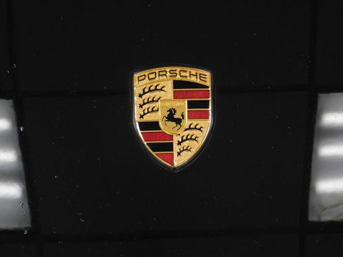 Used 2004 Porsche 911 Carrera RWD image 26
