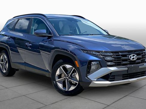 Used 2025 Hyundai Tucson SEL FWD image 3