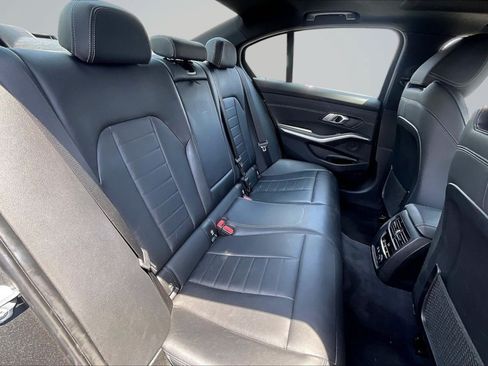 Used 2019 BMW 330i Sedan w/ Premium Package RWD image 27