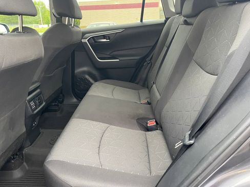 Used 2021 Toyota RAV4 XLE w/ Convenience Package AWD/4WD image 24