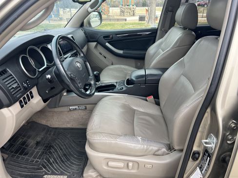 Used 2006 Toyota 4Runner Limited image 16