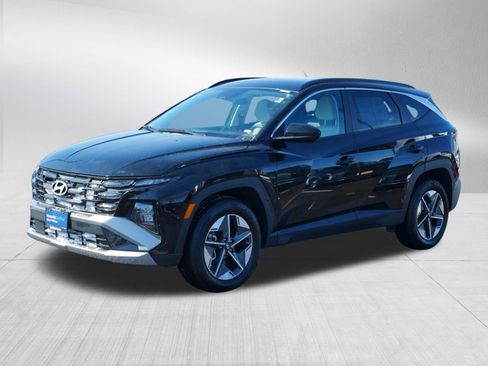 Certified 2025 Hyundai Tucson SEL image 3