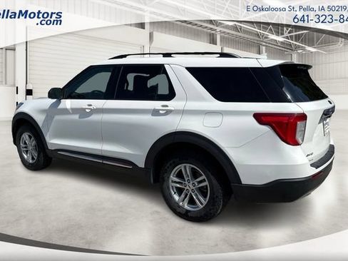 Used 2021 Ford Explorer XLT w/ Equipment Group 202A AWD/4WD image 5