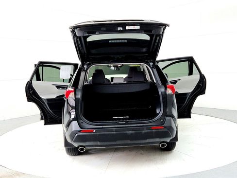 Certified 2023 Toyota RAV4 XLE w/ Convenience Package image 11
