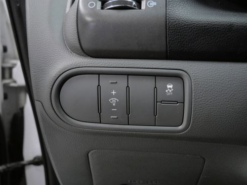 Used 2017 Kia Forte LX w/ LX Popular Package image 25