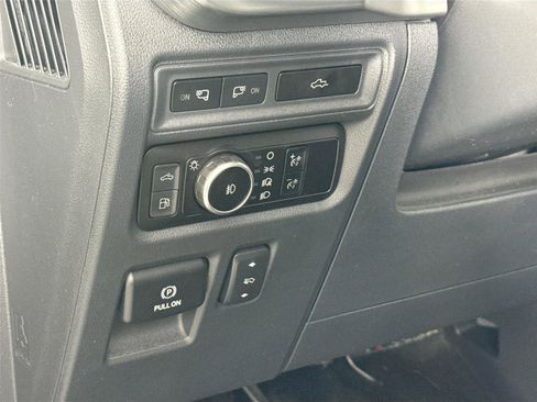 Used 2023 Ford F150 Lariat w/ Equipment Group 502A High AWD/4WD image 14