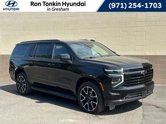 Used 2026 Chevrolet Suburban RST AWD/4WD video 1
