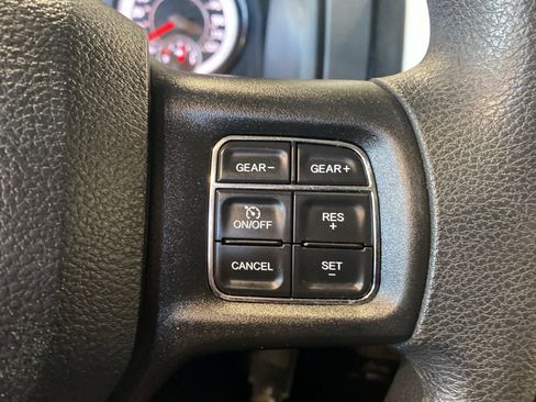Used 2019 RAM 1500 Classic SLT image 21