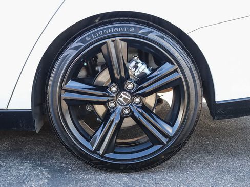 Used 2023 Honda Accord Sport image 11