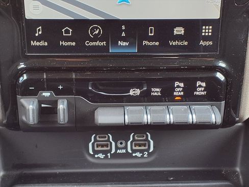 Used 2024 RAM 3500 Laramie image 19