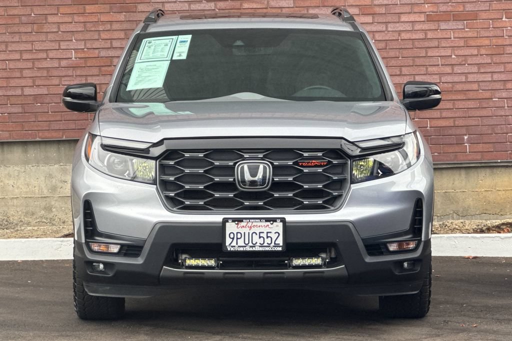 Used 2025 Honda Passport TrailSport image 9