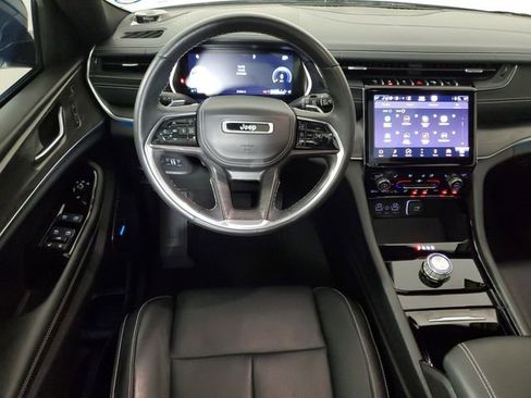 Used 2021 Jeep Grand Cherokee L Overland w/ Luxury Tech Group IV image 18