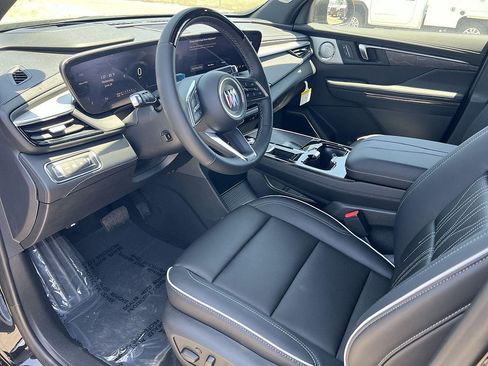 New 2026 Buick Enclave Avenir w/ Super Cruise Package FWD image 9