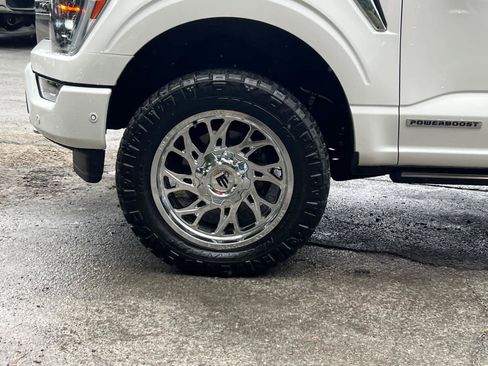 Used 2021 Ford F150 Platinum w/ Equipment Group 701A High AWD/4WD image 11