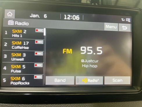 Used 2019 Kia Niro EX Premium w/ Sunroof Package image 31