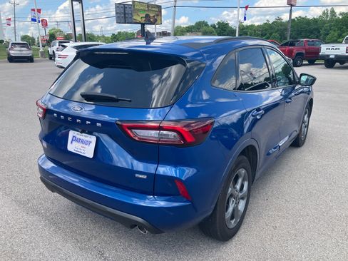 Used 2023 Ford Escape ST-Line w/ Equipment Group 301A FWD image 7