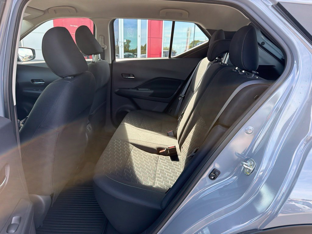 Used 2024 Nissan Kicks SV FWD image 16
