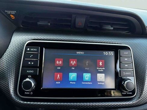 Used 2020 Nissan Kicks S FWD image 28