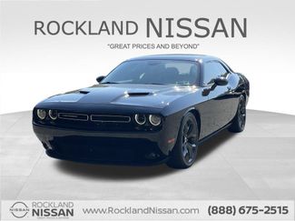 Used 2019 Dodge Challenger SXT w/ Plus Package image 1