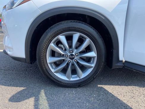 Used 2022 INFINITI QX50 Luxe AWD/4WD image 9
