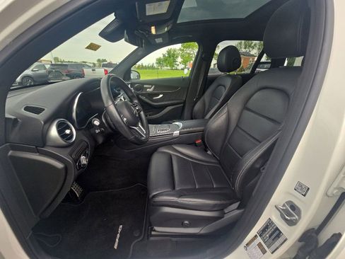 Used 2022 Mercedes-Benz GLC 300 4MATIC image 14