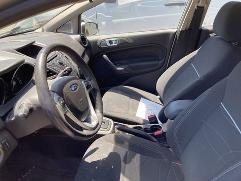 Used 2014 Ford Fiesta SE FWD image 9