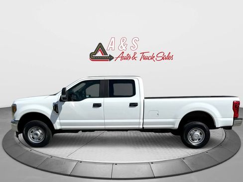 Used 2019 Ford F250 XL w/ Power Equipment Group AWD/4WD image 6
