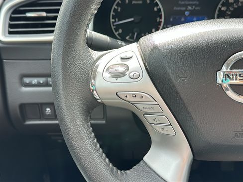 Used 2016 Nissan Murano SL w/ SL Technology Package AWD/4WD image 17