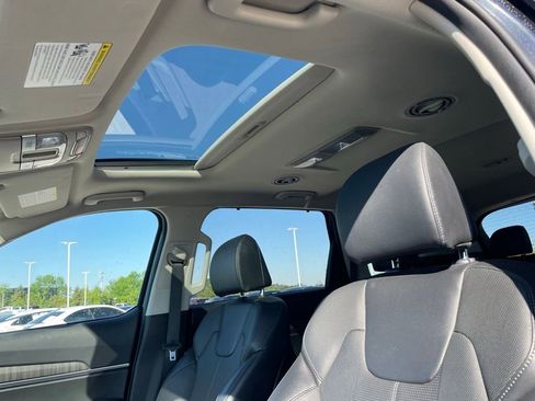 Certified 2023 Kia Telluride EX w/ EX Captain's Chair Package AWD/4WD image 22