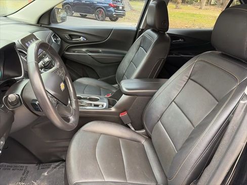 Used 2021 Chevrolet Equinox Premier FWD image 11