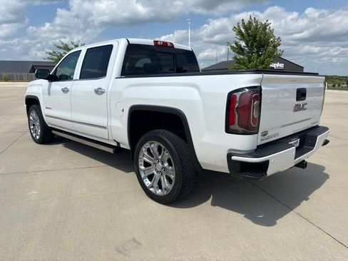 Used 2018 GMC Sierra 1500 Denali w/ Denali Ultimate Package AWD/4WD image 44
