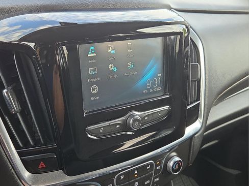 Used 2018 Chevrolet Traverse LS w/ LPO, Black Accent Package FWD image 15