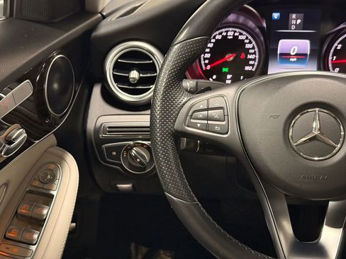 Used 2018 Mercedes-Benz C 300 4MATIC Sedan image 25